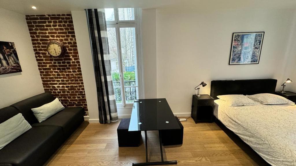 Gorgeous Paris Eiffel Tower Apartment Ngoại thất bức ảnh