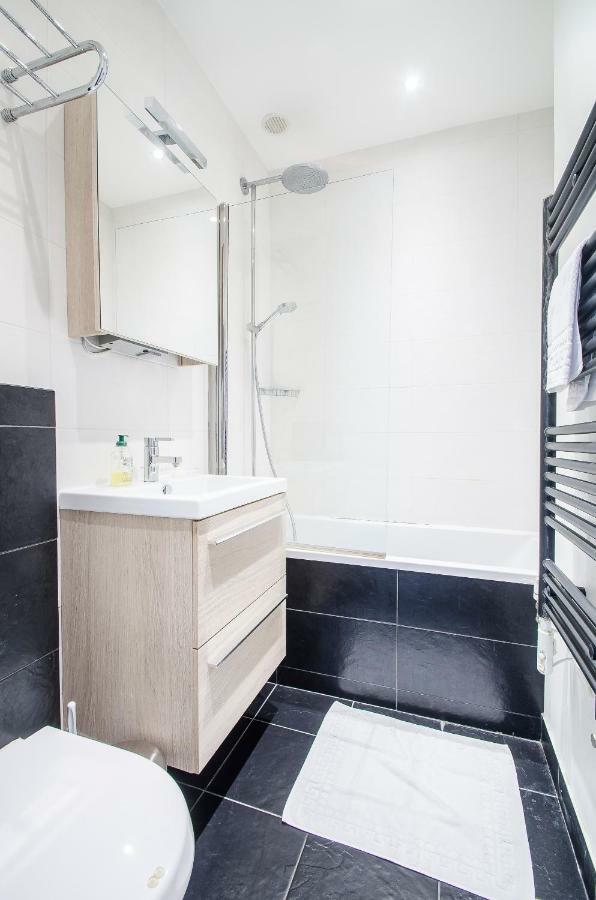Gorgeous Paris Eiffel Tower Apartment Ngoại thất bức ảnh