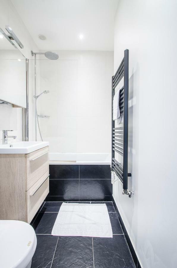Gorgeous Paris Eiffel Tower Apartment Ngoại thất bức ảnh